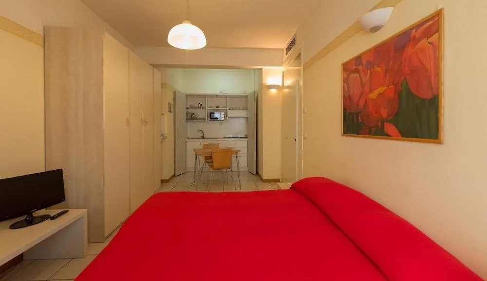 *** Aparthotel Residence Marittimo Riccione Italia